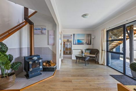 Photo of property in 9 Awatere Place, Snells Beach, 0920