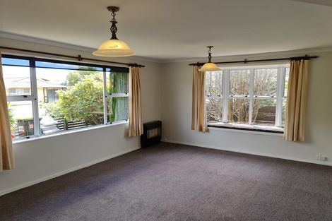 Photo of property in 1 Matai Street, Waikanae, 5036