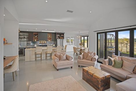 Photo of property in 10 Saint Thomas Avenue, Pyes Pa, Tauranga, 3112