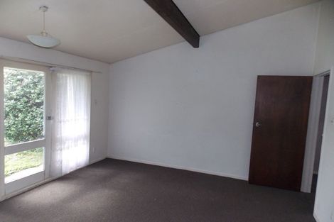 Photo of property in 6 Westmere Place, Takaro, Palmerston North, 4412