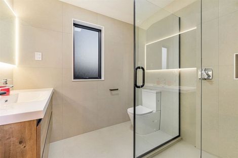 Photo of property in 627a Swanson Road, Swanson, Auckland, 0612