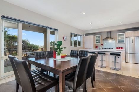 Photo of property in Point Ridge, 16/130 Gills Road, Albany Heights, Auckland, 0632
