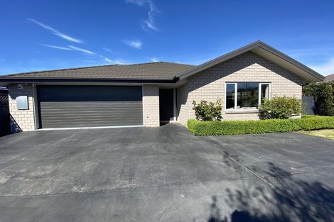 Photo of property in 10a Grassmere Street, Papanui, Christchurch, 8052