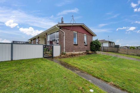 Photo of property in 73 Dunbeath Crescent, Kew, Invercargill, 9812