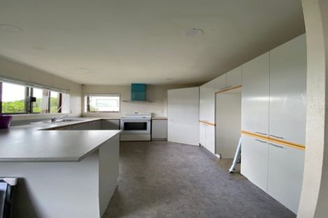 Photo of property in 2/10 Wilisa Rise, Goodwood Heights, Auckland, 2105