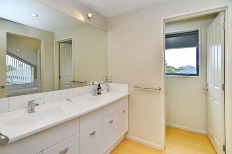 Photo of property in 8 Cunneen Place, Aidanfield, Christchurch, 8025