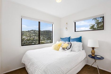 Photo of property in 25 John Witton Drive, Crofton Downs, Wellington, 6035