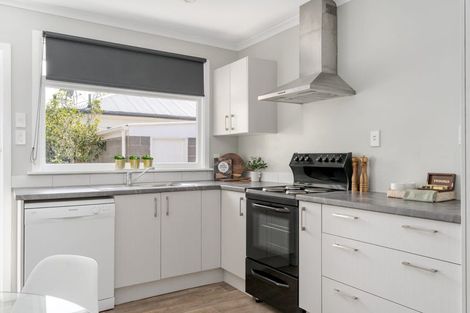 Photo of property in 2/33 Beckenham Street, Sydenham, Christchurch, 8023