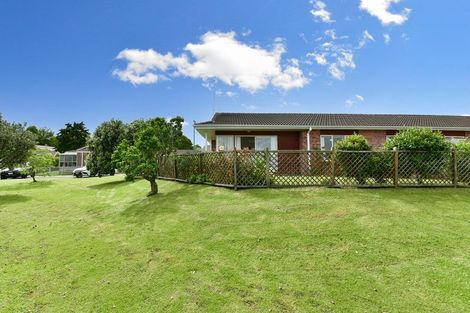 Photo of property in 26 The Grove, Red Beach, 0932