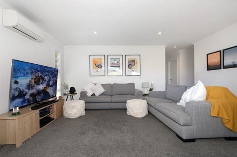 Photo of property in 36 Landing Drive, Pyes Pa, Tauranga, 3112