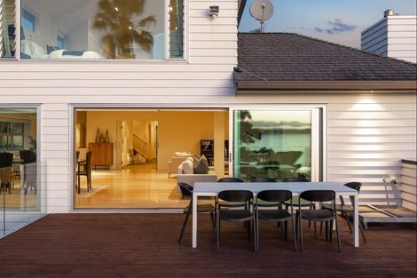 Photo of property in 58 Tindalls Bay Road, Tindalls Beach, Whangaparaoa, 0930