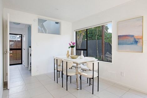 Photo of property in 42a Matakatia Parade, Matakatia, Whangaparaoa, 0930