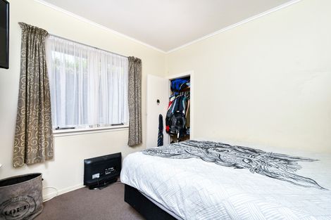 Photo of property in 50 Savoy Road, Glen Eden, Auckland, 0602