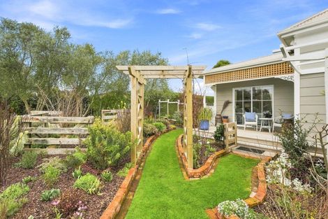 Photo of property in 8a Tirimoana Place, Otamatea, Whanganui, 4501
