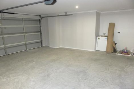 Photo of property in 102 Melksham Drive, Churton Park, Wellington, 6037