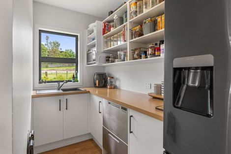 Photo of property in 231 Mapara Road, Acacia Bay, Taupo, 3385