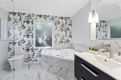 Photo of property in 29 The Track, Plimmerton, Porirua, 5026