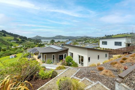 Photo of property in 19 Glendermid Close, Sawyers Bay, Port Chalmers, 9023