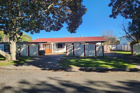 Photo of property in 2 Heatherlea Street, Outer Kaiti, Gisborne, 4010