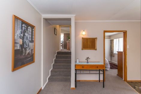 Photo of property in 32 Highbury Drive, Levin, 5510