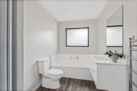 Photo of property in 8 Merino Street, Marshland, Christchurch, 8083