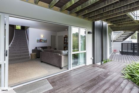 Photo of property in 17 Major Aitken Drive, Huntsbury, Christchurch, 8022