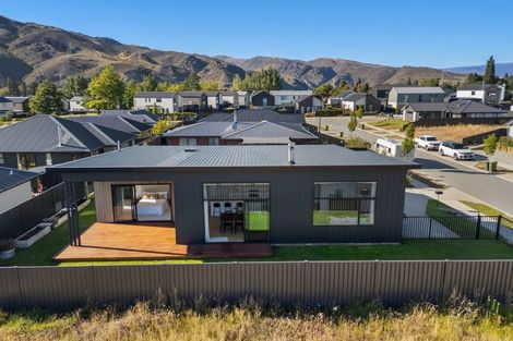 Photo of property in 7 Travertine Street, Cromwell, 9310