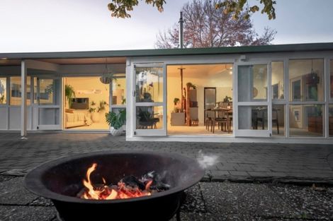 Photo of property in 190 Thornton Road, Cambridge, 3434