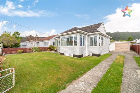 Photo of property in 11 Wheatley Street, Naenae, Lower Hutt, 5011