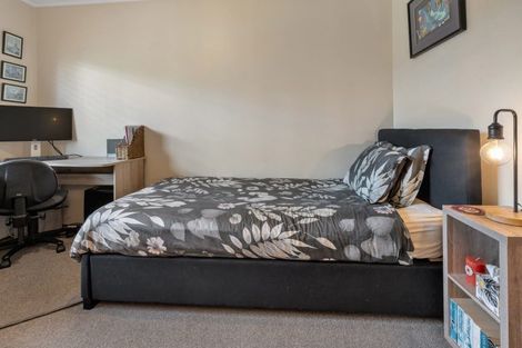 Photo of property in 6 Citation Way, Botany Downs, Auckland, 2010