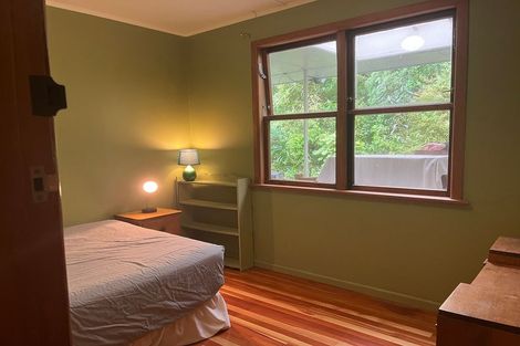 Photo of property in 27 Waiapu Road, Kelburn, Wellington, 6012