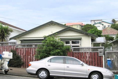 Photo of property in 21 Herald Street, Berhampore, Wellington, 6023