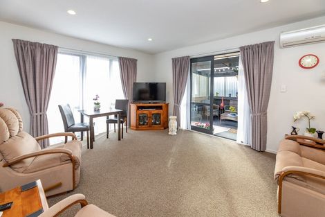 Photo of property in 21 Clinton Lane, Woolston, Christchurch, 8062