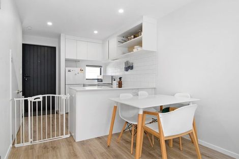 Photo of property in 60 Ivy Nola Way, Henderson, Auckland, 0612