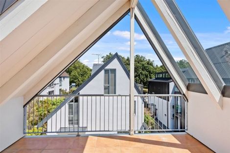 Photo of property in 8/32 Cranmer Square, Christchurch Central, Christchurch, 8013