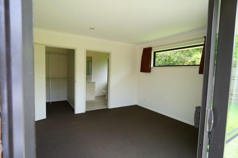 Photo of property in 10 Mcgowan Rise, Tuakau, 2121