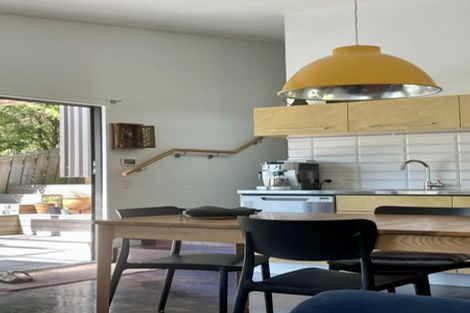 Photo of property in 521a Adelaide Road, Berhampore, Wellington, 6023