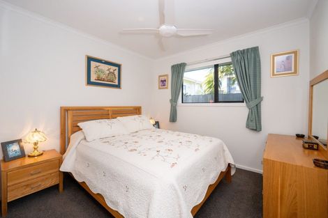 Photo of property in 85 Arataki Road, Havelock North, 4130