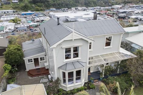 Photo of property in 38 Mount Street, Nelson South, Nelson, 7010