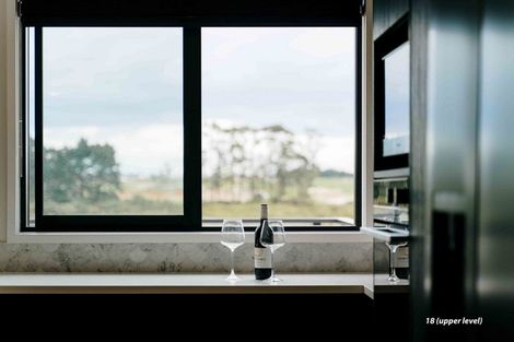 Photo of property in 18a Foreshore Lane, Karaka, Papakura, 2113