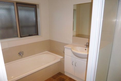 Photo of property in 53 Te Manatu Drive, Huntington, Hamilton, 3210