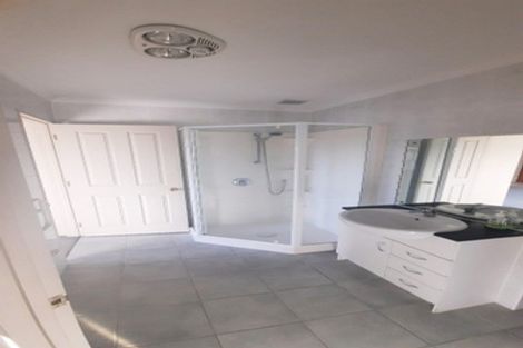 Photo of property in 4 Meridian Court, Oteha, Auckland, 0632