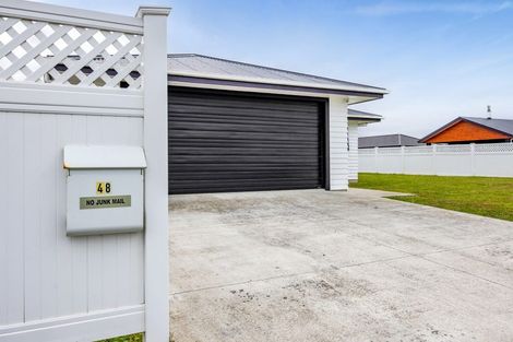 Photo of property in 48 County Drive, Hawera, 4610
