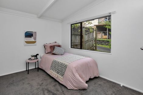 Photo of property in 3 Tikorangi Place, Morningside, Whangarei, 0110