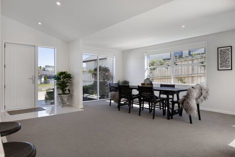 Photo of property in 2 Tuaia Street, Pyes Pa, Tauranga, 3112