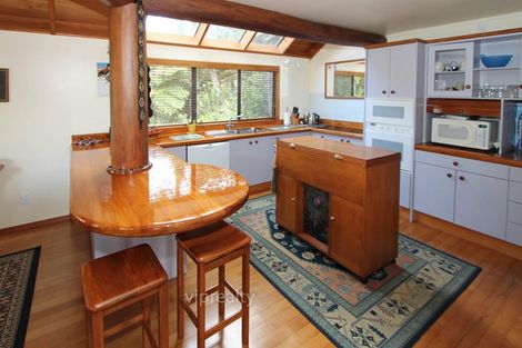 Photo of property in 32 Okareka Loop Road, Lake Okareka, Rotorua, 3076