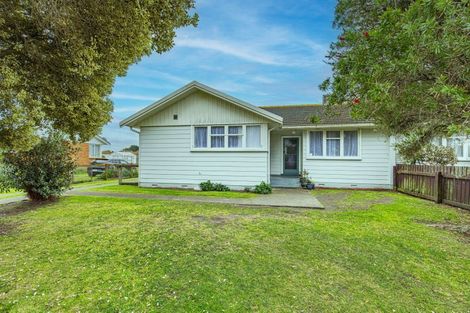 Photo of property in 67 Titoki Street, Castlecliff, Whanganui, 4501