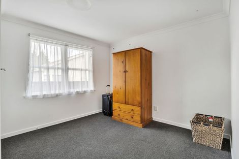 Photo of property in 10 Antrim Place, Hokowhitu, Palmerston North, 4410
