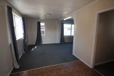 Photo of property in 17 Montrose Avenue, Culverden, 7392