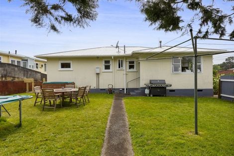 Photo of property in 6 Pembroke Street, Westown, New Plymouth, 4310
